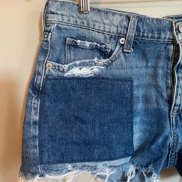 Lucky Brand Boyfriend Jean Shorts with Patches Size 26 - Picture 2 of 11